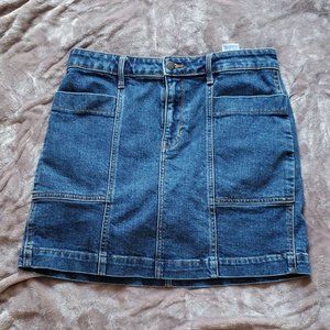 Old Navy High Waisted Utility Pocket Jean Skirt